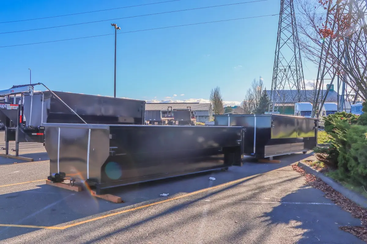 Professional dumpster rental and junk removal service in Ottawa